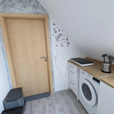 Mo-zi-la Apartment